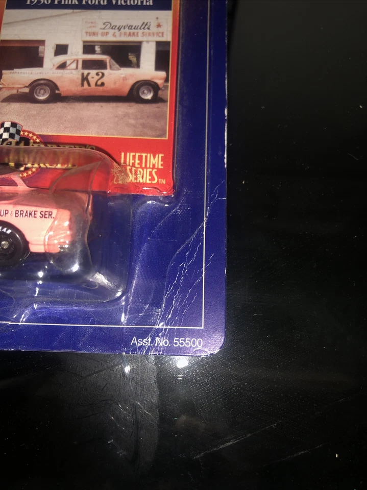 Dale Earnhardt K-2 1956 rosa Ford Victoria 1998 Winners Circle nuevo en paquete diecast 1:64 Foto 3 de 4