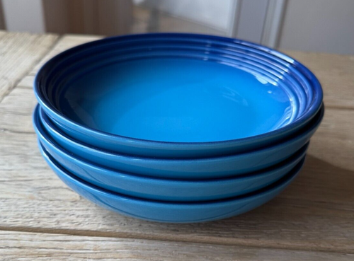 Le Creuset Stoneware Setof 4 Vancouver Pasta Bowls 8.5 in 32oz Azure Blue NEW - Picture 3 of 8