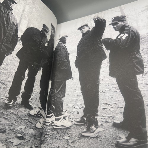 Hip Hop Raised Me - Hardcover, by Semtex DJ - Foto 9 di 20