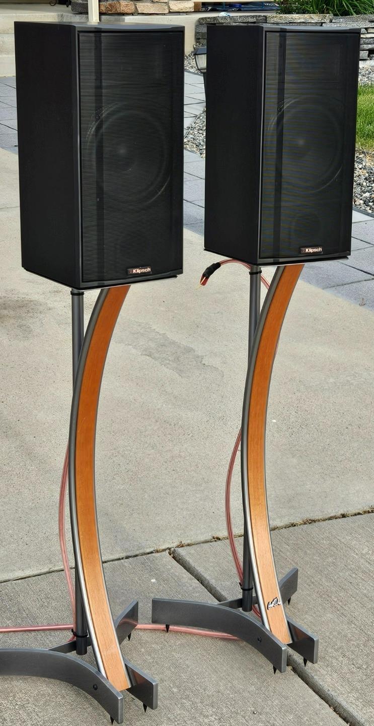 TWO BEAUTIFUL KLIPSCH KSB 2.1 SPEAKERS WITH BELL'O BELLO STANDS