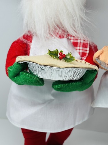 Vintage Christmas Large 19" Annalee Dolls Santa & Mrs Claus Baking 1992 - Picture 4 of 21