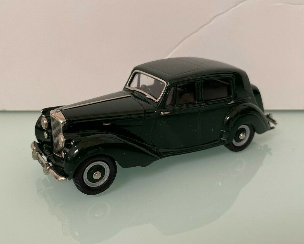 Lansdowne Models LDM 64 1950 Bentley MK VI 4 door Saloon Dark