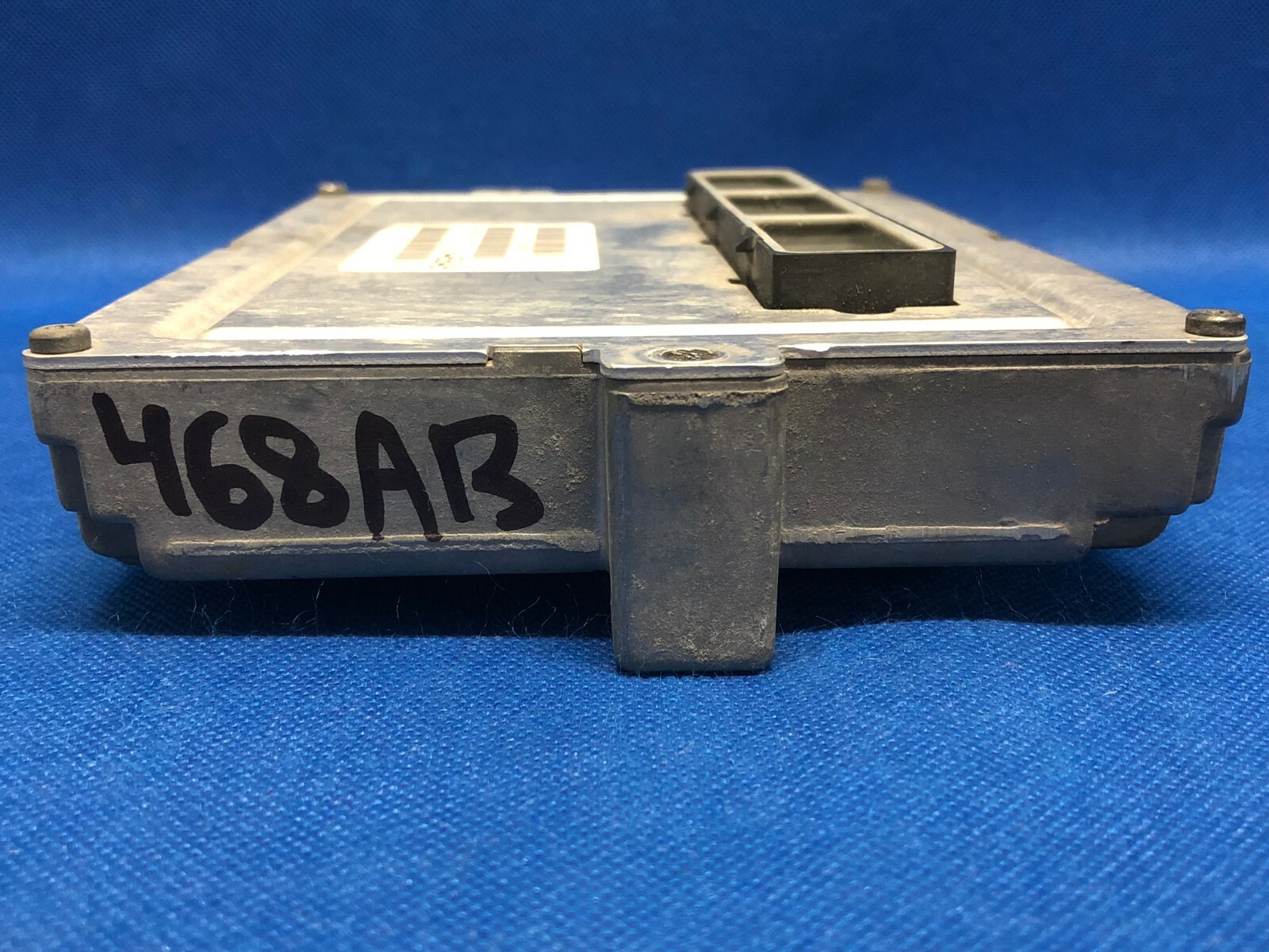 2000 Dodge Durango 5.9l V8 Engine Control Module ECU ECM  