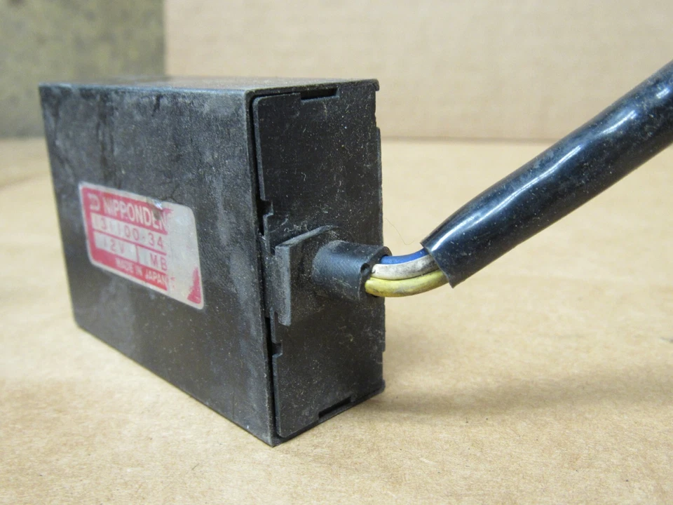 Honda VF750C V65 1983 Magna CDI unidad de chispa caja 131100-3491 Foto 4 de 4