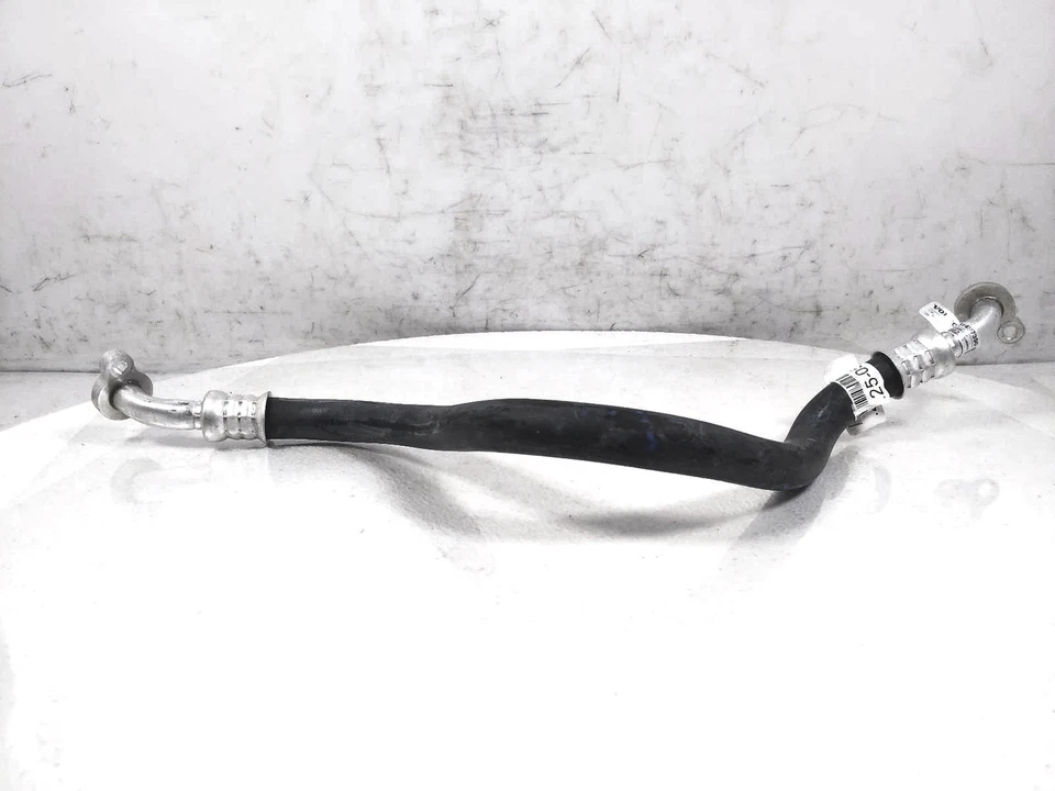 Tubo de manguera de aire acondicionado Volvo V90 Cross Country 2022-2023 31497390 *2,0T Foto 3 de 4