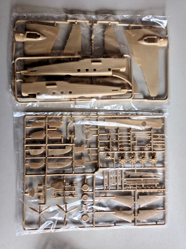 KIT Aeromodello FIAT BR 20 CICOGNA - Italaerei #103 - anni '70 - VINTAGE - Immagine 4 di 4