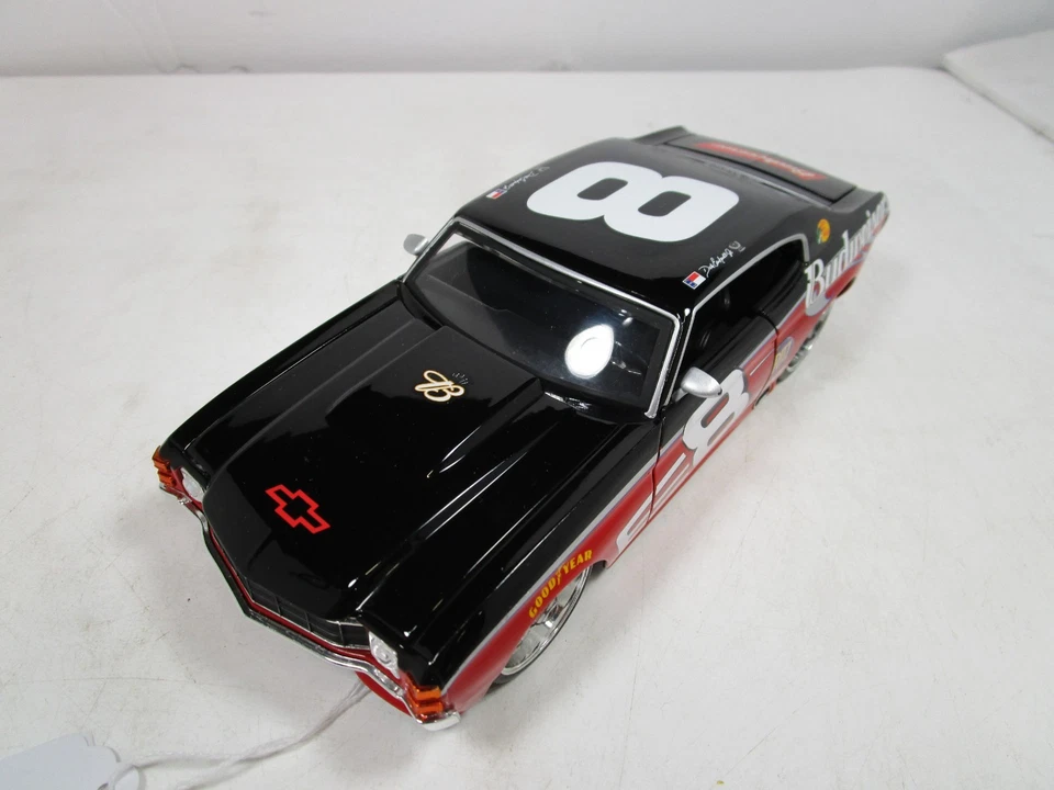 JADA 1/24 HOBBY EXCLUSIVE 1971 CHEVY CHEVELLE SS USED NICE *DALE JR. #8 *READ* - Image 4 of 4