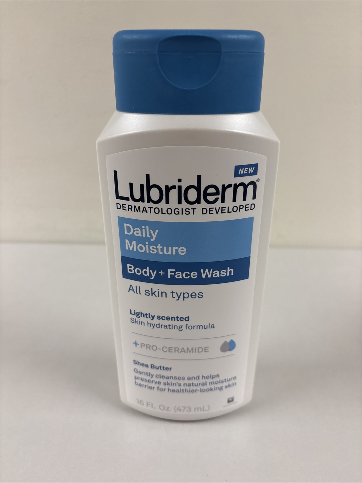 Lubriderm Daily Moisture Body & Face Wash 16 fl oz B27-11