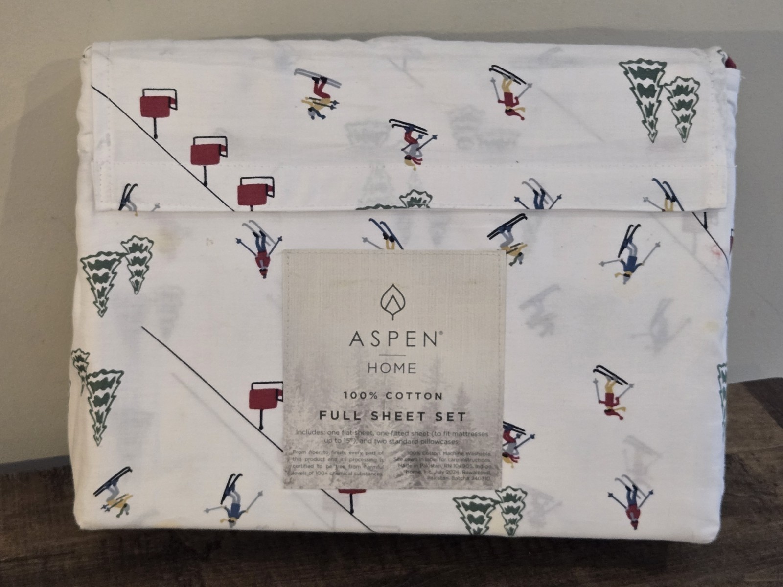 Aspen Home Full 4 Piece Sheet Set Winter Theme Skiing