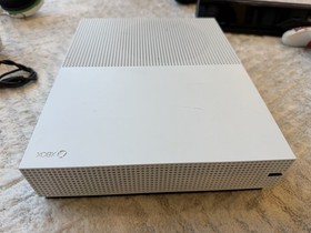 Xbox One S 1TB Console Bundle Controller HDMI 3 Games Tested Works Great