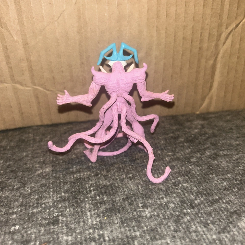 Brinquedo cápsula Devilman by Go Nagai DEMON GENERAL MUZAN Bandai 2001 Gashapon 3,5" - Imagem 3 de 4