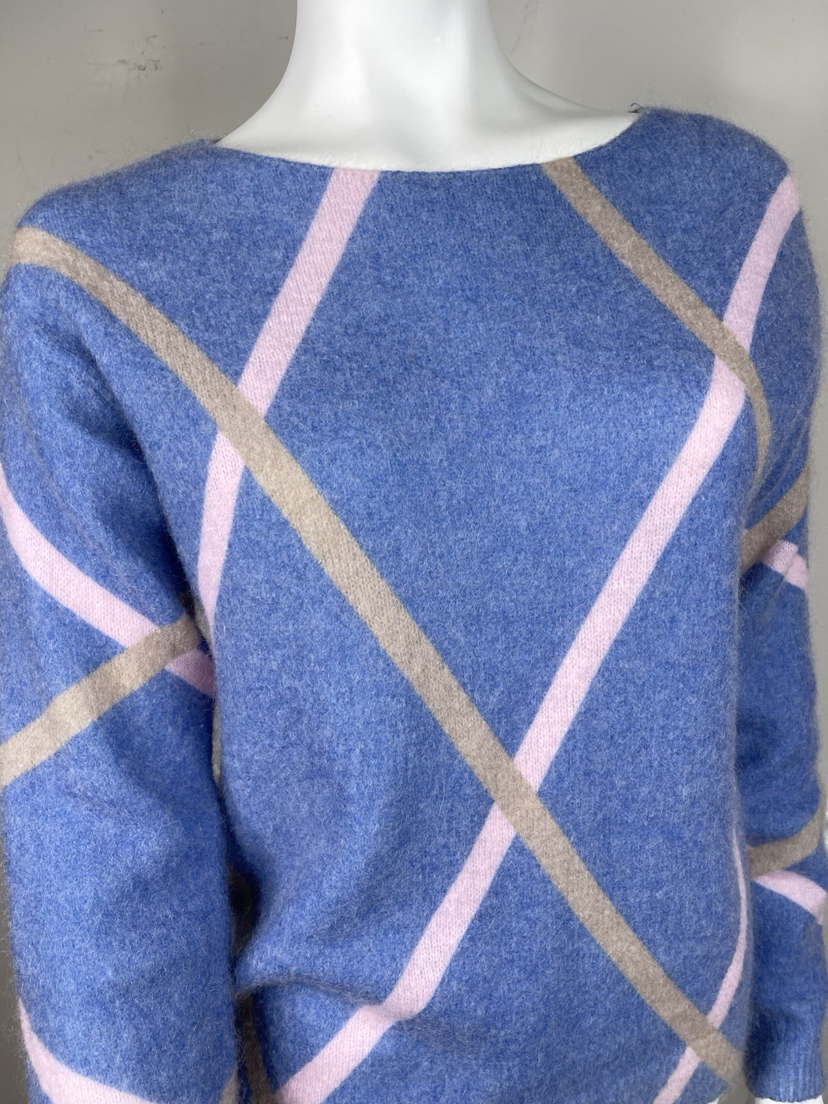 Bianco & Blu Women's Made In Italy Sweater Size medium Mohair wool blend fuzzy