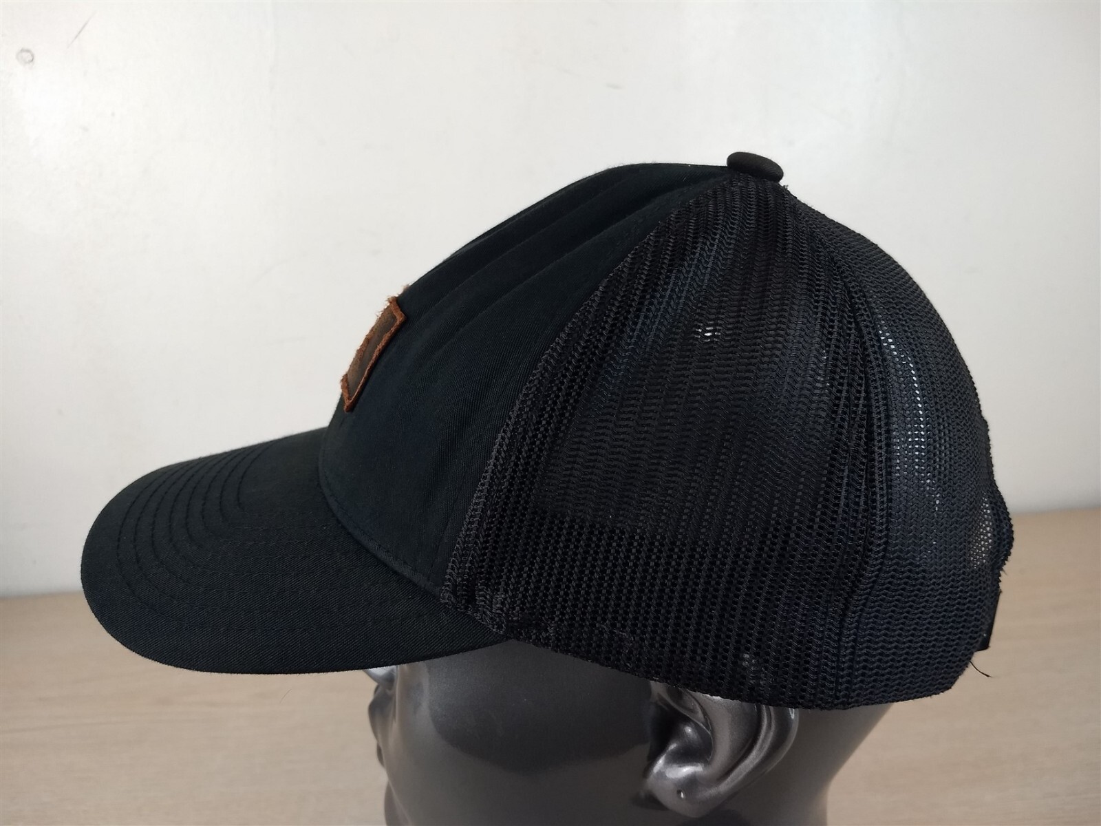 HURLEY LOGO PATCH ADJUSTABLE SNAPBACK TRUCKER/MES… - image 5