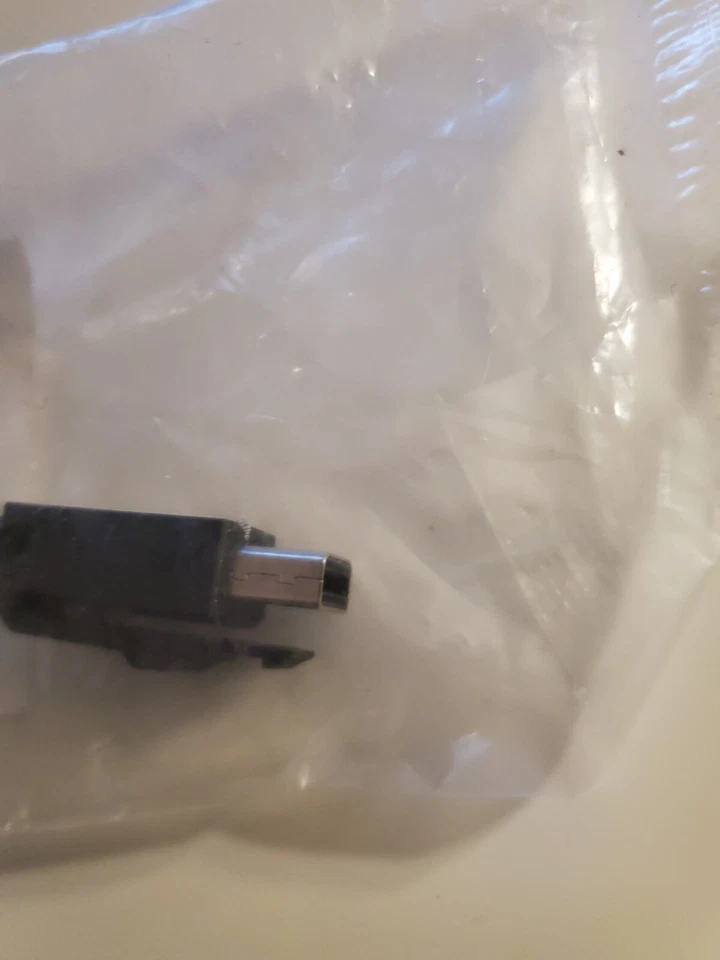 Dell Mini DisplayPort Male To DisplayPort Female Adapter DP/N: 00FKKK - Image 3 of 4