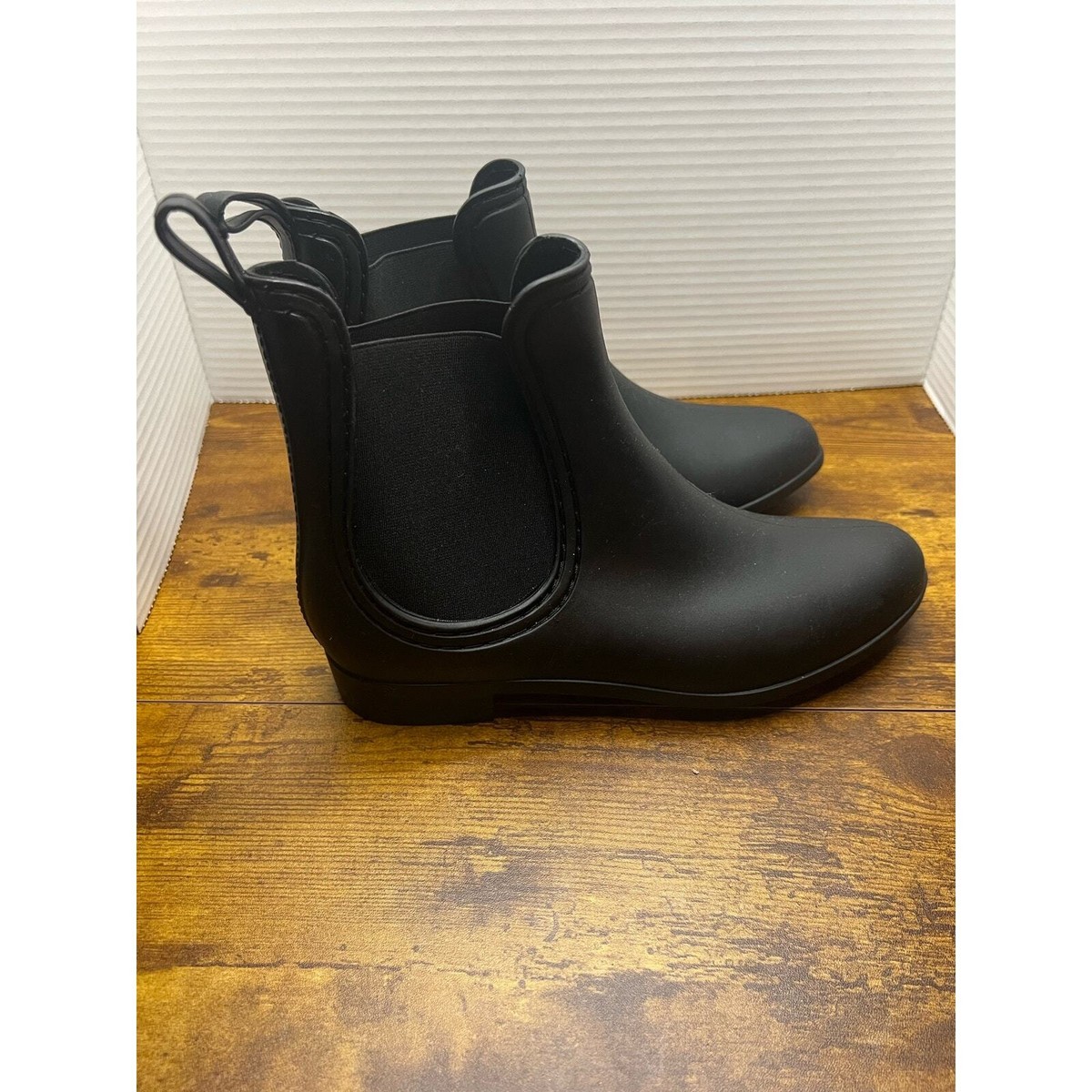 NWOT Report sz 8 women black Slicker rain booties 0945 | eBay