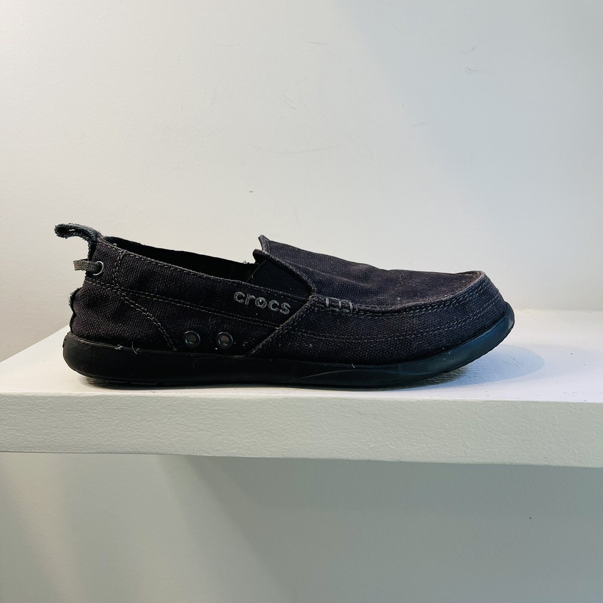 Crocs Walu men size 8 black canvas loafers 11270 boat shoes slip on casual Crocs Men main image 4