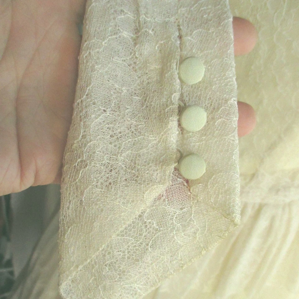 6 Pequeños vestidos de boda vintage para mujer campesinos años 70 malla satinada hechos a mano crema Foto 3 de 4