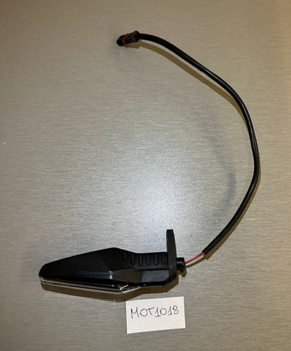 BMW K02 K03 K07 K21 K22 K23 K33 K50 K51 K69 K80 LED TURN INDICATOR 63138557188