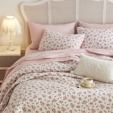 Wake In Cloud - Floral Quilt Set, Coquette Cottagecore Shabby Chic Flower Pat...