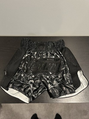 Venum Absolute 2.0 Muay Thai Shorts - Black/Black (Men s XL) 
