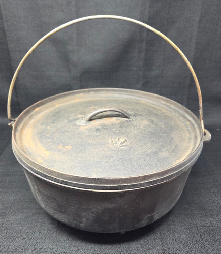 Antique Unmarked Lodge #12 Cast Iron 3 Leg Dutch Oven Camp USA Made