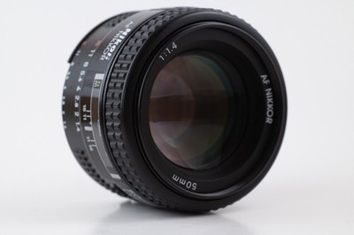 Nikon AF Nikkor 50mm f/1.4D Lens Made in Japan Caps Hoya Filter