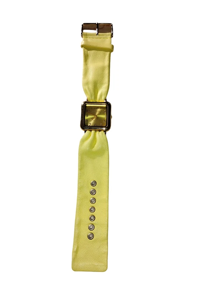 Vin. RELOJ PULSERA JOAN RIVERS CLÁSICO DE CUARZO CORREA DE CUERO SUAVE TONO ORO AMARILLO+++ Foto 2 de 4