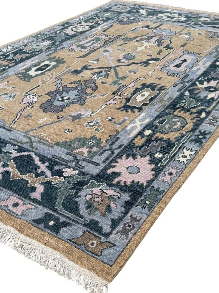 Beige Grey Oushak Rug Traditional Turkish rug Hand-Knotted Rug, living area Rug. - Image 2 of 4