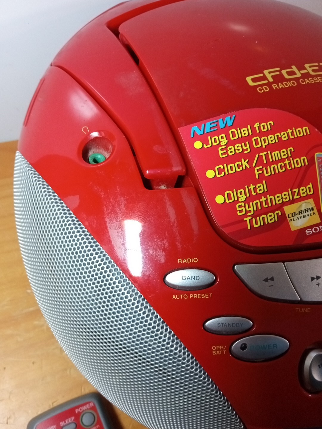 Sony CFDE75 AM/FM Radio Cassette CD Player Red with Remote Tested