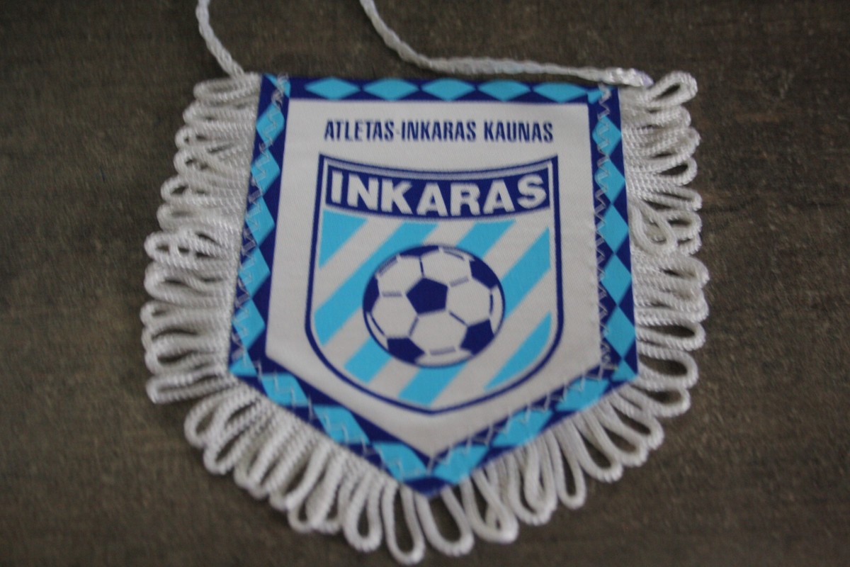 Fanion Ancien KAREDA KAUNAS Lituanie – Petit Pennant Vintage Wimpel