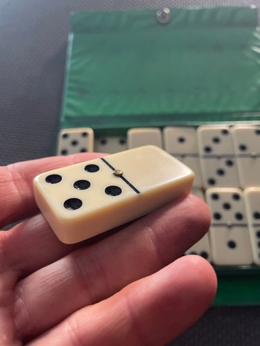 vintage domino set case - Picture 3 of 4