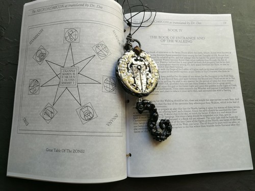 necronomicon original book john dee occult dark rare grimoire dead evil satanic - 第 3/12 張圖片