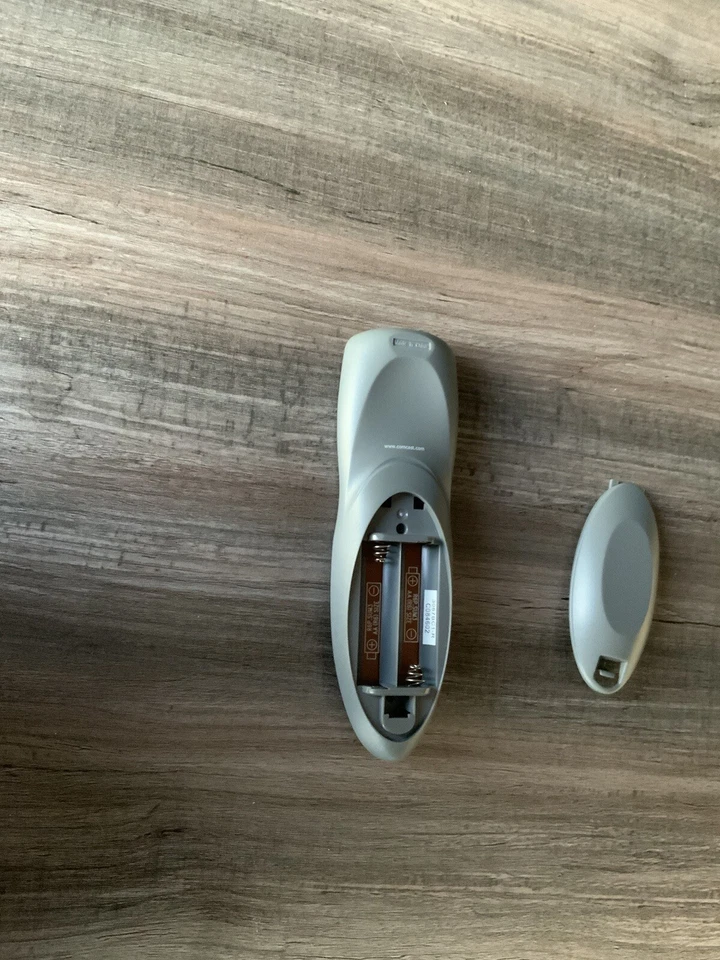 Comcast 3067BC1-R DTA Digital TV Converter Box Remote Control Genuine Original - Image 4 of 4