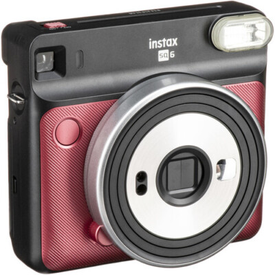 Fujifilm Instax Square SQ6 - Instant Film Camera - Ruby Red Fujifilm Instax Square SQ6 - Instant Film Camera - Ruby Red