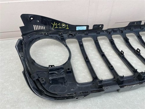 19 20 21 22 Jeep Wrangler Grille OEM 6MH43TRMAA - Picture 18 of 23