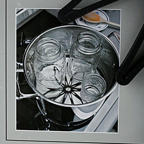Silicone Canning Rack Schroeder & Tremayne 8 inch Diameter Heat Resistant - Picture 4 of 4