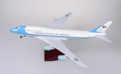47CM 1:150 UNITED STATES OF AMERICA BOEING 747 Plane Landing gears  Resin Model
