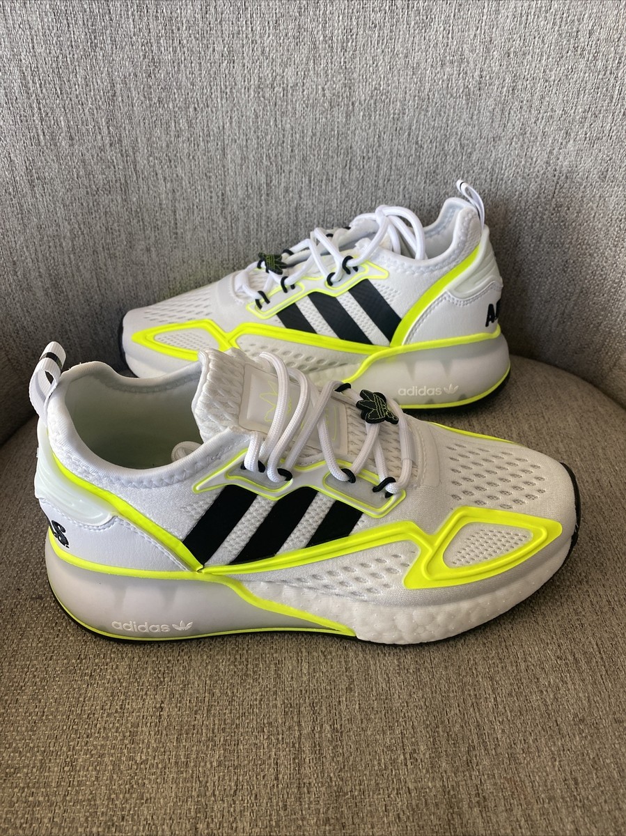 Adidas ZX 2K Boost J White & Volt Athletic Training Shoes Sz 3.5