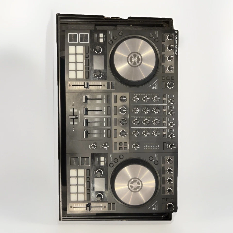 Controlador Native Instruments Traktor Kontrol S4 MK3 + Estuche + Traktor Pro 4 Foto 2 de 4