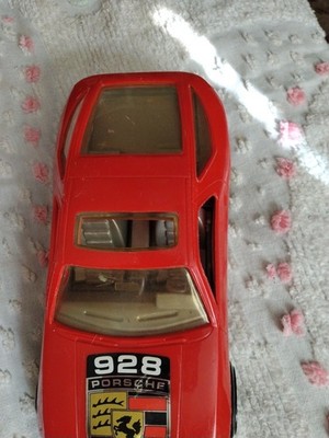 1/18 Scale Red PORSCHE 928 Plastic Toy Car STROMBECKER TOY COMPANY