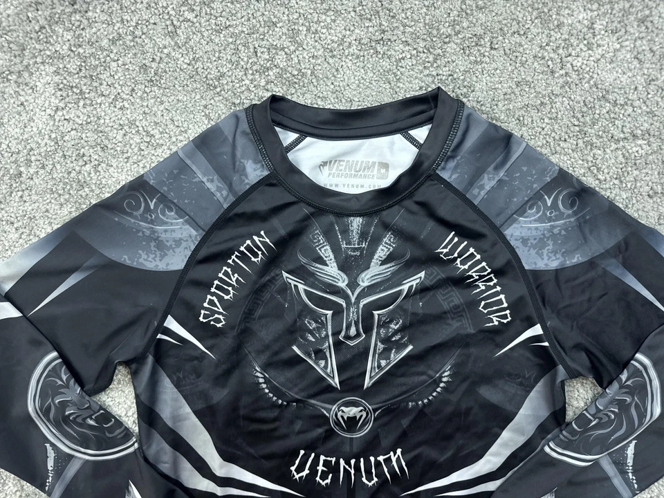 Camisa Venum Para Hombres Mediana Negra Gris Manga Larga Compresión Protección Antierupciones MMA BJJ Foto 3 de 4