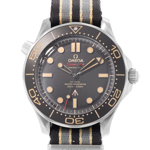 Omega Seamaster Diver 300 M 210.92.42.20.01.001 42mm 007 Titanium Mens Watch Box