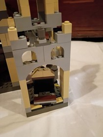 Lego Harry Potter 4709 Hogwarts Castle w/ Minifigs & Instructions No Box