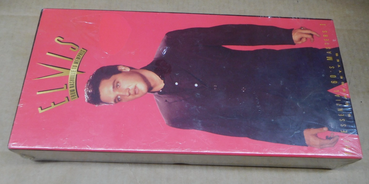 From Nashville to Memphis: The Essential 60's Masters by Elvis