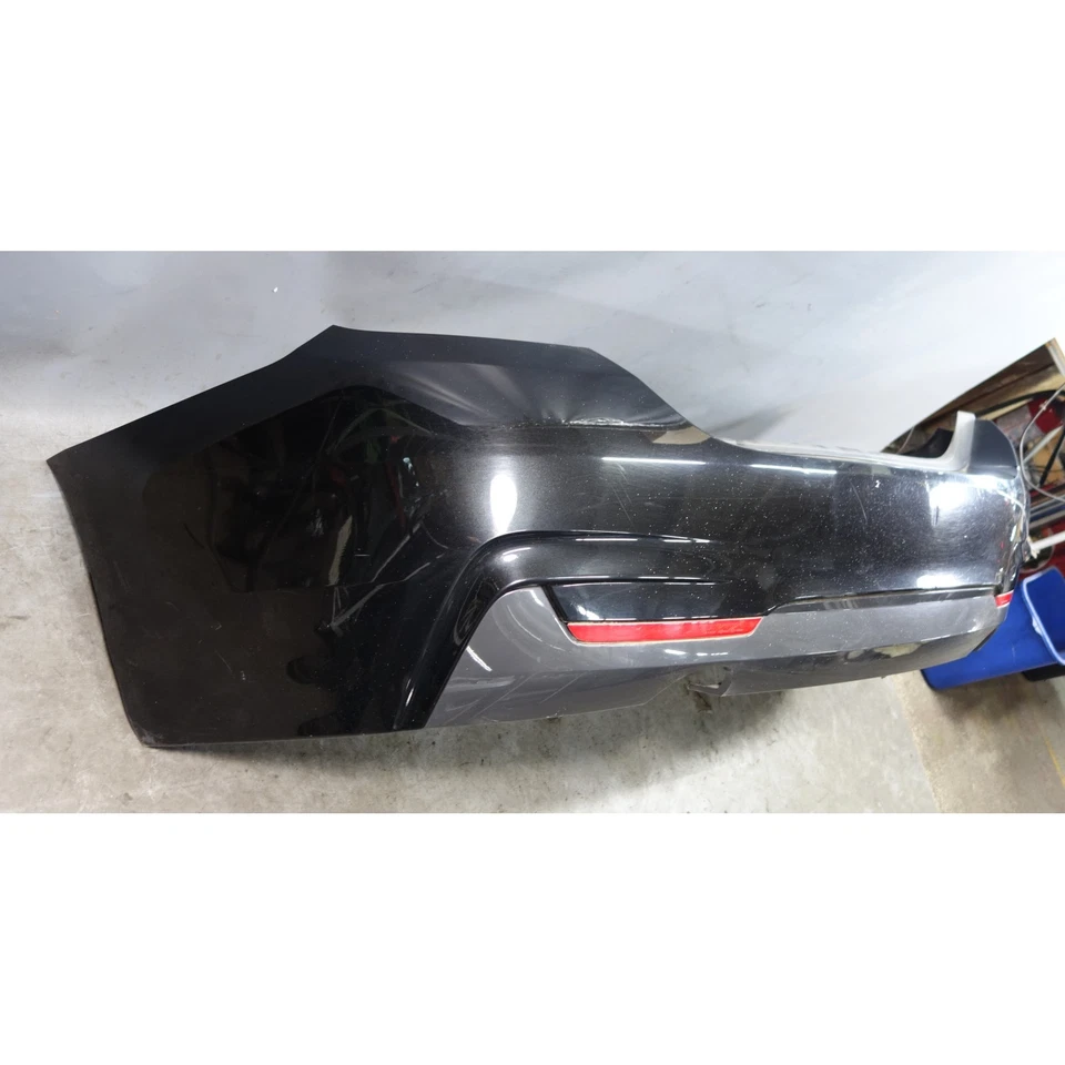 Panel de cubierta de parachoques trasero M Sport negro fabricante de equipos originales BMW F36 serie 4 Gran Coupé 14-20 Foto 3 de 4