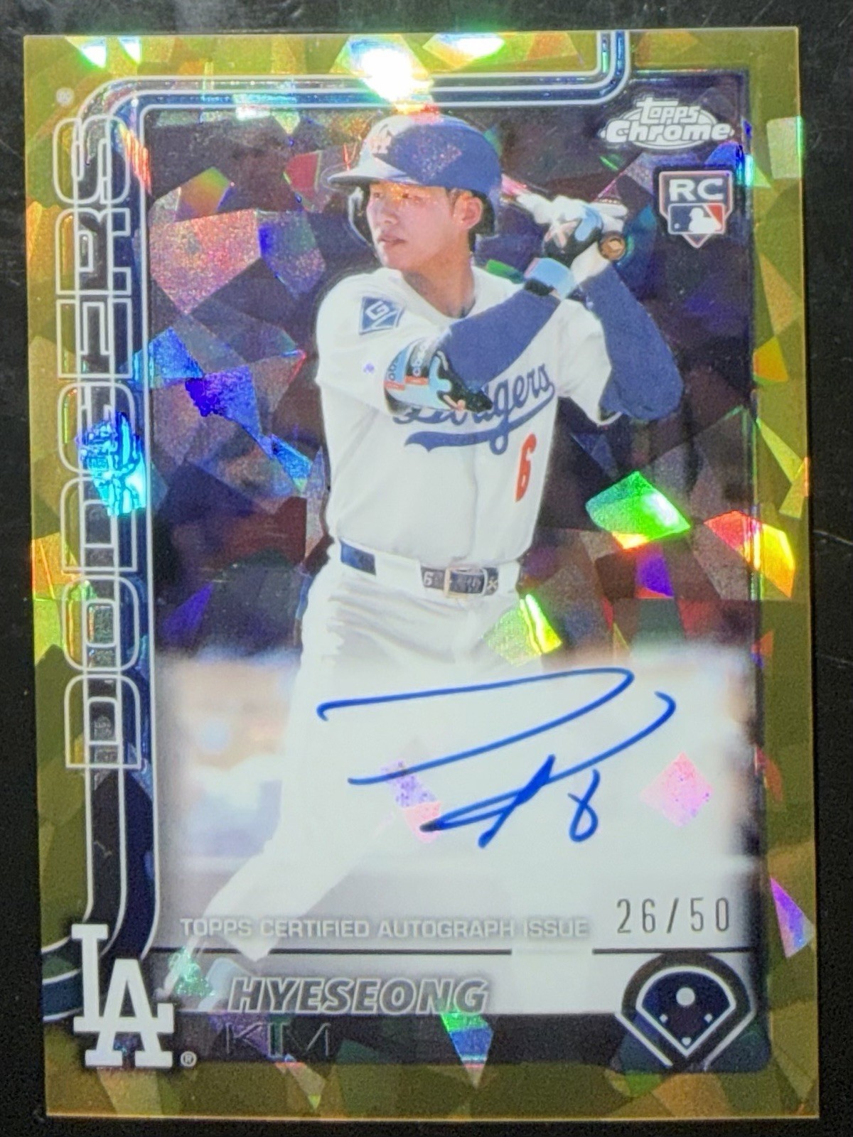 2025 Topps Chrome Sapphire Hyeseong Kim RC Auto /50 Gold Dodgers Rookie