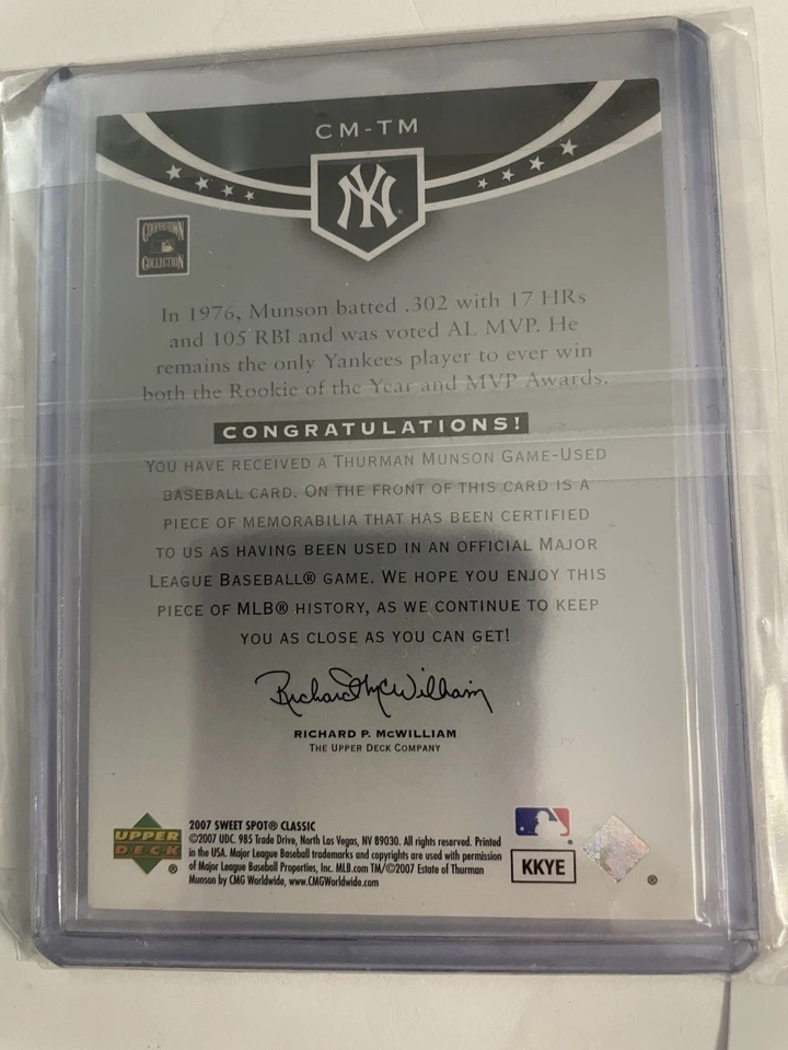Memorabilia clásica clásica 2007 Upper Deck Sweet Spot Thurman Munson Foto 4 de 4
