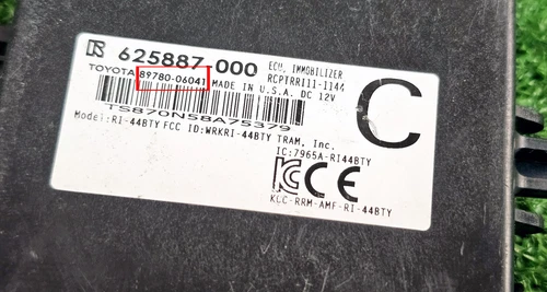Toyota Camry 2015-2017 Immobilizer ECU 89780-06041 control module Oem Used - Picture 2 of 9