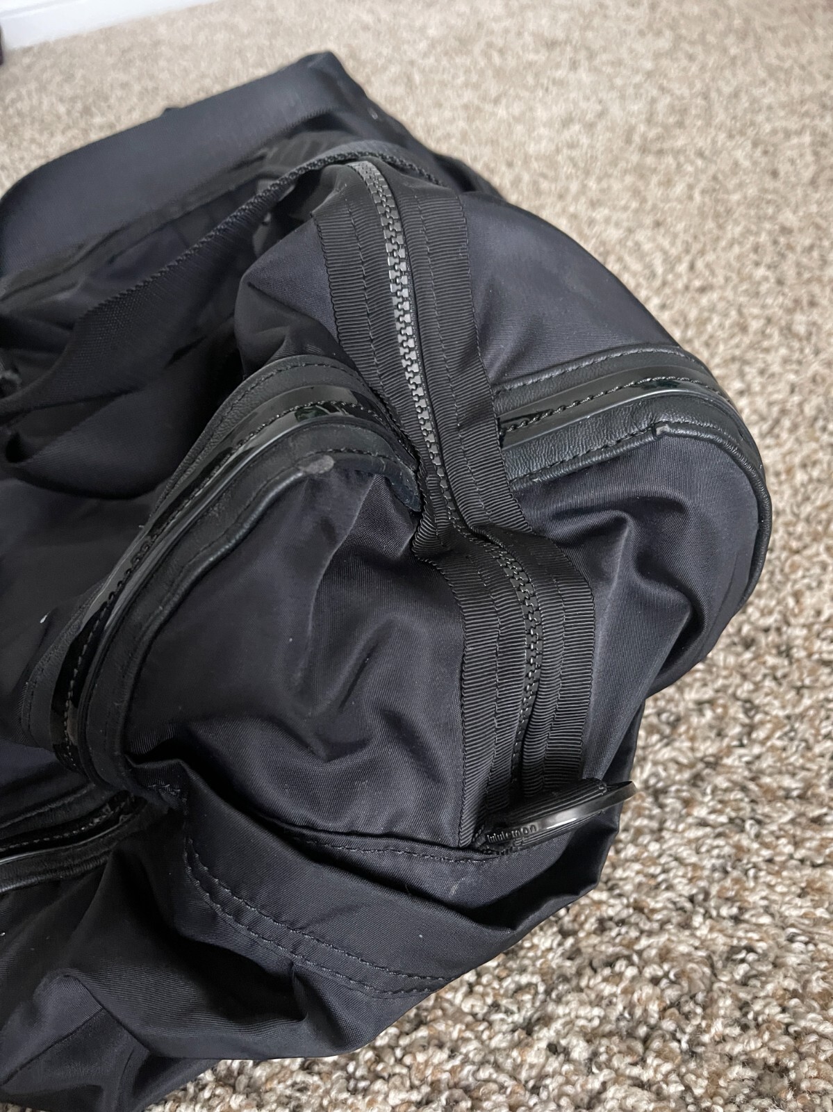 Lululemon Duffle Bag Weekender Gym Gem