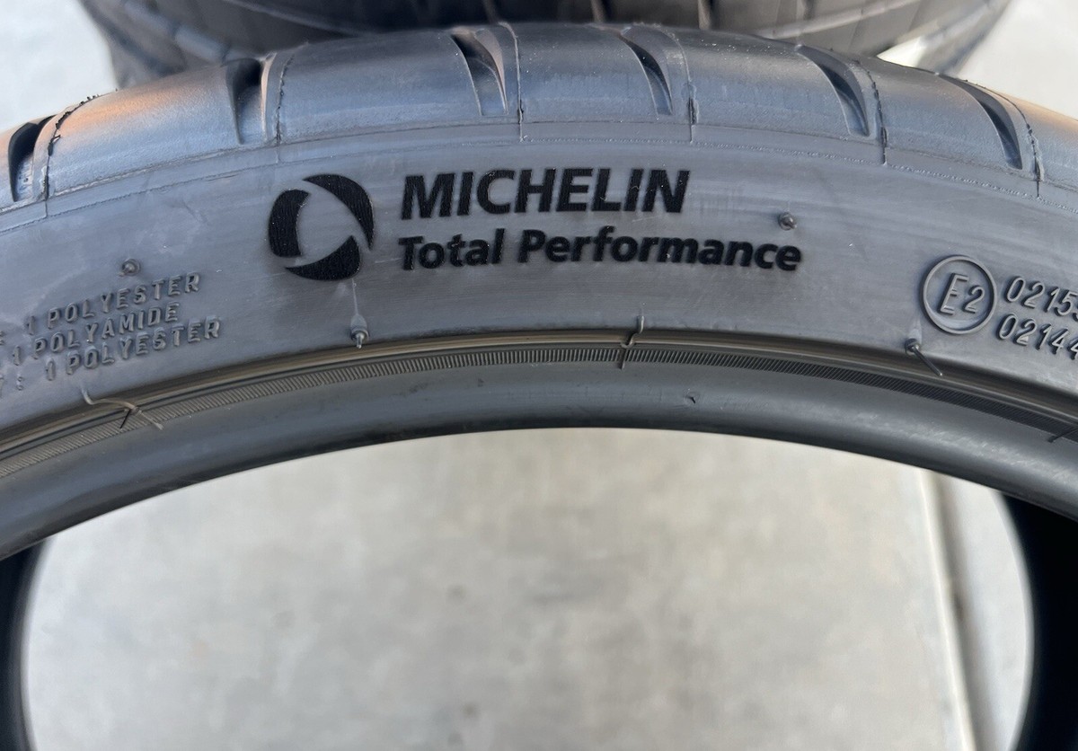 SET OF TWO BRAND NEW 235/35ZR20 Michelin Pilot Sport 4S NO N0